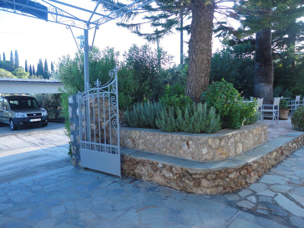 7 Islands Hotel Spetses Town Exterior photo